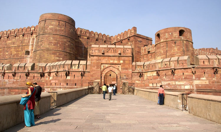 red fort agra tour